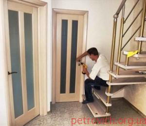 Установщик межкомнтаных дверей